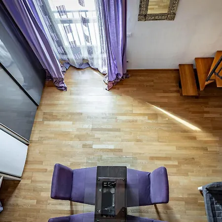 Yid Leonardo Firenze